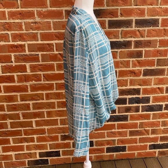 Cabi Windowpane wrap blouse Style 3068 - Picture 9 of 14